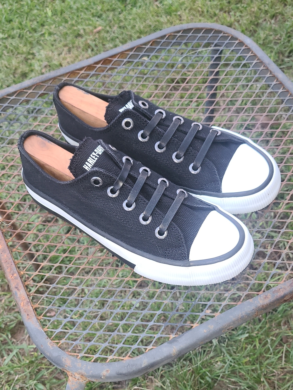 Harley-Davidson Black and White Logo Sneaker Interior Label Womens Size 7